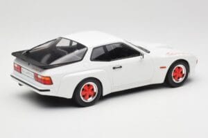 Porsche 924 Carrera GT Blanc & Jantes Rouges MCG 1:18 MCG18303 Métal — image 2 sur 6