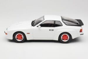 Porsche 924 Carrera GT Blanc & Jantes Rouges MCG 1:18 MCG18303 Métal — image 3 sur 6