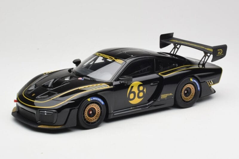 Porsche 935/19 Noir avec Bandes Dorées Minichamps 1:18 155067568 Métal