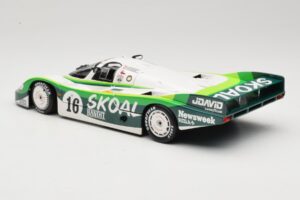 Porsche 956L #16 Skoal Bandit G. Edwards / D. Sears / M. Bleekemolen 24 Hours of Le Mans 1983 Minichamps 1:18 183836916 Métal — image 7 sur 8