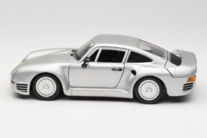 Porsche 959 Argent Tonka 1:18 2221 Métal — image 4 sur 8