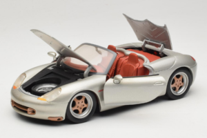 Porsche Boxster 986 Concept Argent Maisto 1:18 50231 Métal — image 2 sur 8