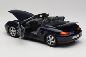 Porsche Boxster 986 S Night Blue UT Models 1:18 WAP021006-R1 Métal — image 5 sur 8