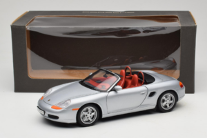 Porsche Boxster S 986 Argent UT Models 1:18 WAP021007 Métal — image 8 sur 8