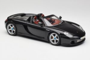 Porsche Carrera GT Noir Maisto 1:18 36665 Métal — image 6 sur 8