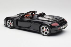 Porsche Carrera GT Noir Maisto 1:18 36665 Métal — image 7 sur 8