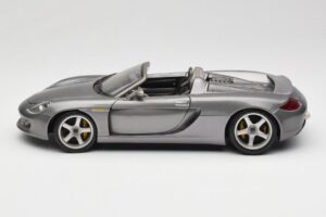 Porsche Carrera GT Gris Métallisé Maisto 1:18 36622-R1 Métal — image 4 sur 8