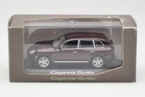 Porsche Cayenne 955 Turbo Rouge Foncé Minichamps 1:43 WAPC2000113 Métal — image 4 sur 4
