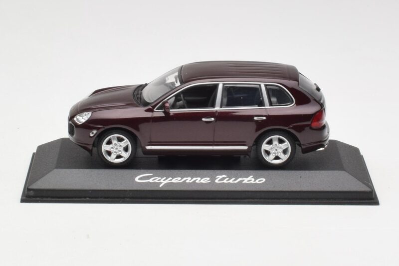 Porsche Cayenne 955 Turbo Rouge Foncé Minichamps 1:43 WAPC2000113 Métal