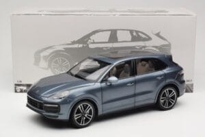 Porsche Cayenne 958 Turbo S Blue Metallic Minichamps 1:18 110066070 Métal — image 8 sur 8