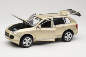 Porsche Cayenne S 955 Beige Maisto 1:18 WAPC2100213 Métal — image 2 sur 8