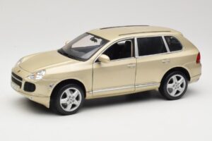 Porsche Cayenne S 955 Beige Maisto 1:18 WAPC2100213 Métal
