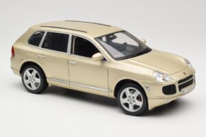 Porsche Cayenne S 955 Beige Maisto 1:18 WAPC2100213 Métal — image 6 sur 8