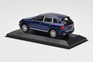 Porsche Cayenne S Bleu Minichamps 1:43 WAP02061217 Métal — image 3 sur 4
