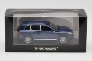 Porsche Cayenne S Bleu Minichamps 1:43 WAP02061217 Métal — image 4 sur 4