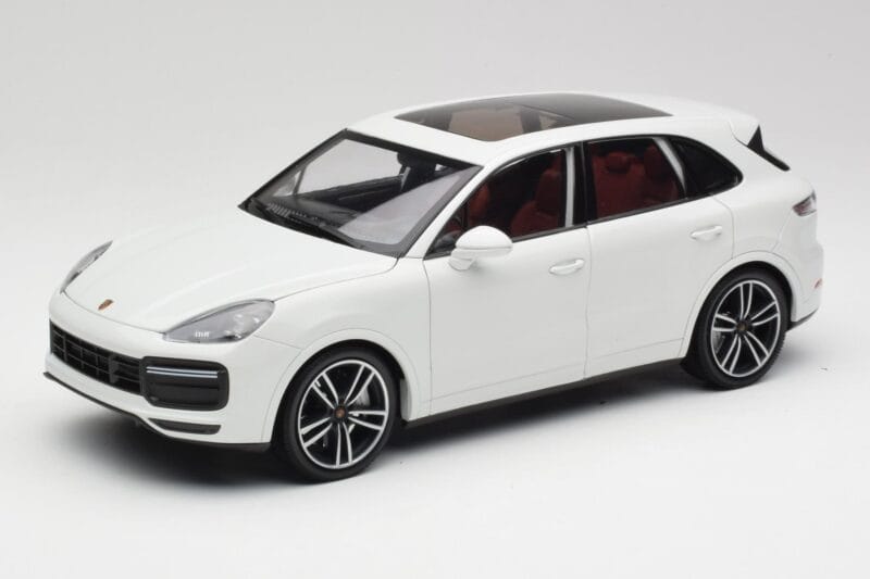 Porsche Cayenne 9YA Turbo Blanc Metallic Minichamps 1:18 155042560 Métal