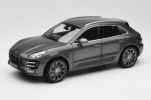 Porsche Macan Turbo 95B Grey Metallic Minichamps 1:18 110062501 Métal