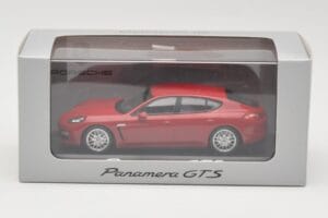 Porsche Panamera 970 GTS Rouge Minichamps 1:43 WAP0200230C Métal — image 4 sur 4