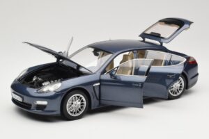 Porsche Panamera 970 S Bleu Minichamps 1:18 WAP02100119 Métal — image 2 sur 8