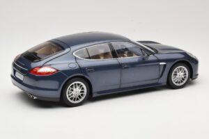 Porsche Panamera 970 S Bleu Minichamps 1:18 WAP02100119 Métal — image 3 sur 8