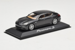 Porsche Panamera 970 S Grey Metallic Minichamps 1:43 WAP02000219 Métal — image 2 sur 4