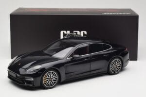 Porsche Panamera 971 Turbo S Bleu Metallic Minichamps 1:18 113061075 Métal — image 8 sur 8