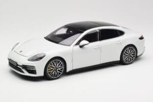 Porsche Panamera 971 Turbo S Blanc Metallic Minichamps 1:18 113061074 Métal