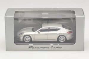 Porsche Panamera 970 Turbo Argent Minichamps 1:43 WAP02000519 Métal — image 5 sur 5