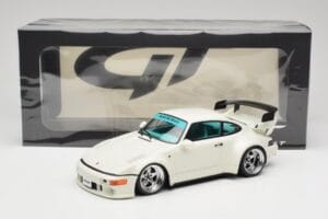 Porsche RWB 911 964 Flat Nose Grand Prix White GT Spirit 1:18 GT506 Résine — image 6 sur 6