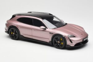 Porsche Taycan Turbo S Cross Turismo Rose Métallique GT Spirit 1:18 GT440 Résine — image 4 sur 6