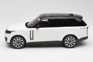 Land Rover Range Rover L460 P530 Autobiography Fuji White GT Spirit 1:18 GT533 Résine — image 3 sur 6