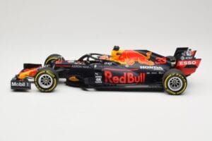 Red Bull Racing RB16 #33 M. Verstappen 3rd Place Styrian GP 2020 Minichamps 1:18 110200233 Métal — image 3 sur 6