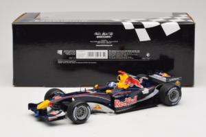 Red Bull RB1 Cosworth #14 D. Coulthard Red Bull Racing Showcar 2005 Minichamps 1:18 100050084 Métal — image 6 sur 7