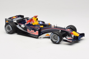 Red Bull RB1 Cosworth #14 D. Coulthard Red Bull Racing Showcar 2005 Minichamps 1:18 100050084 Métal — image 4 sur 7