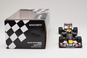 Red Bull RB7 Renault #1 S. Vettel Red Bull Racing Showcar 2011 Minichamps 1:18 110110071-1 Métal — image 7 sur 7