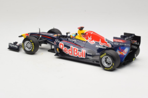 Red Bull RB7 Renault #1 S. Vettel Red Bull Racing World Champion 2011 Minichamps 1:18 110110001 Métal — image 5 sur 6
