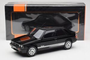 Renault 11 Turbo Noir Custom Tuning IXO 1:18 18CMC179 Métal — image 6 sur 6