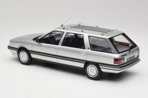 Renault 21 Nevada Argent Métallique Otto 1:18 OT479 Résine — image 5 sur 6