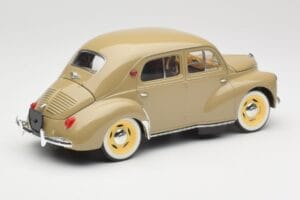 Renault 4CV Berline Gris Ardoise Solido 1:18 8059 Métal — image 3 sur 8