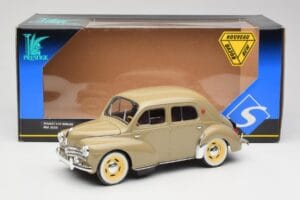 Renault 4CV Berline Gris Ardoise Solido 1:18 8059 Métal — image 8 sur 8