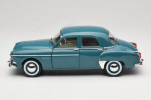 Renault Fregate Sevigne Vert Norev 1:18 185284 Métal — image 4 sur 6