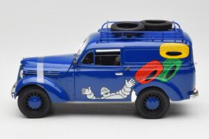 Renault Juvaquatre Michelin Blue Solido 1:18 82008 Métal — image 4 sur 8