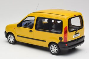 Renault Kangoo 1.4 RT Soleil Jaune Otto 1:18 OT474 Résine — image 5 sur 6