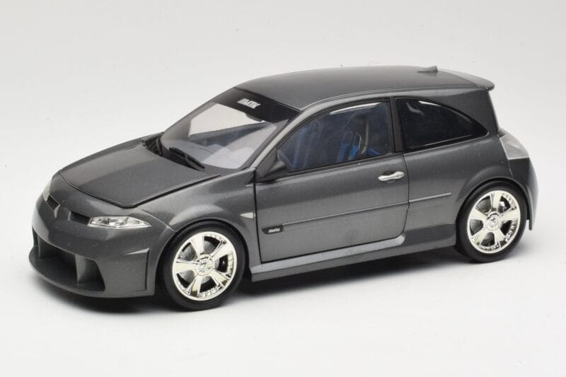 Renault Megane Mk2 RS Vampire Grey Norev 1:18 185101 Métal