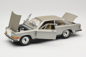 Rolls-Royce Camargue Argent Bburago 1:18 3001-M2 Métal — image 2 sur 8