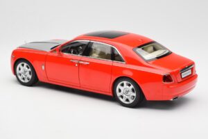 Rolls-Royce Ghost Rouge & Argent Kyosho 1:18 008802RS Métal — image 7 sur 8