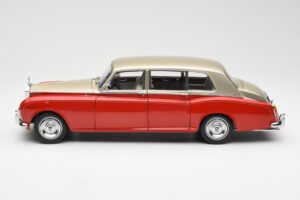 Rolls-Royce Phantom VI Rouge Beige Clair Kyosho 1:18 08905RLB Métal — image 4 sur 8