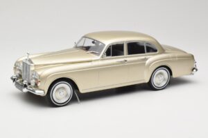 Rolls-Royce Silver Cloud III Flying Spur H.J. Mulliner Or MCG 1:18 MCG18058 Métal