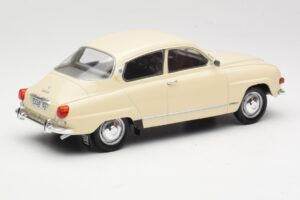 Saab 96 V4 Beige MCG 1:18 MCG18059 Métal — image 2 sur 6
