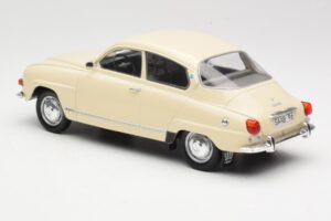 Saab 96 V4 Beige MCG 1:18 MCG18059 Métal — image 5 sur 6